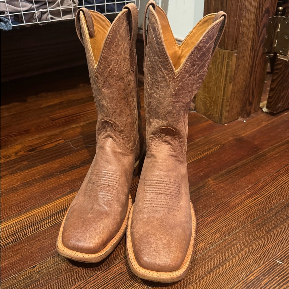 New Tecovas square toe cowboy boots